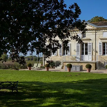 Holiday home Wine Estate With Private Pool, Near River, Saint-emilion *