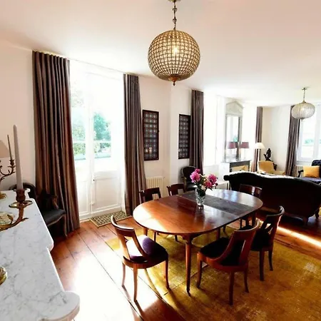 Wine Estate With Private Pool, Near River, Saint-emilion *
