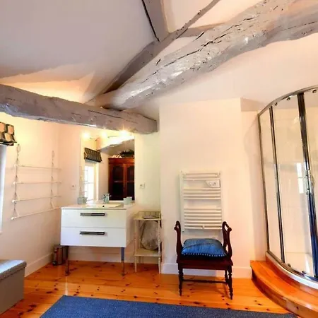 Wine Estate With Private Pool, Near River, Saint-emilion Libourne