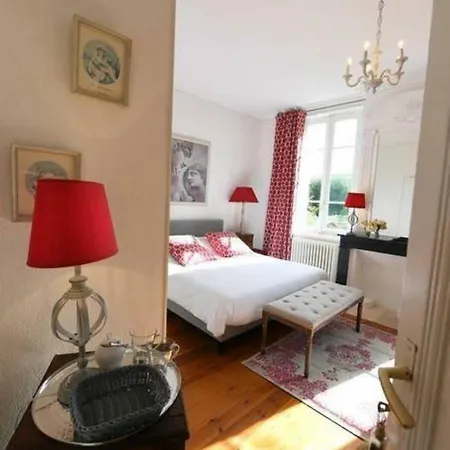 Holiday home Wine Estate With Private Pool, Near River, Saint-emilion *