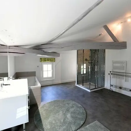 Wine Estate With Private Pool, Near River, Saint-emilion Holiday home *