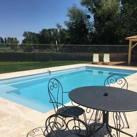 Holiday home Wine Estate With Private Pool, Near River, Saint-emilion