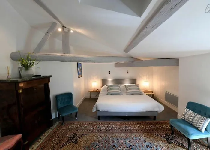 Nyaraló Wine Estate With Private Pool, Near River, Saint-emilion Libourne